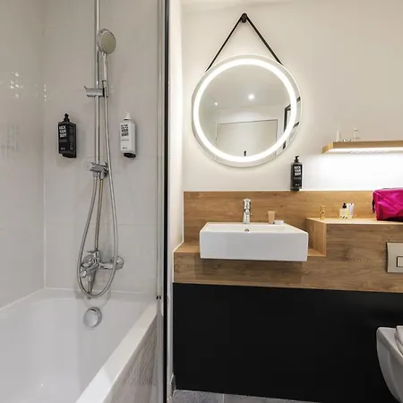 Otel Ibis Lyon Sud