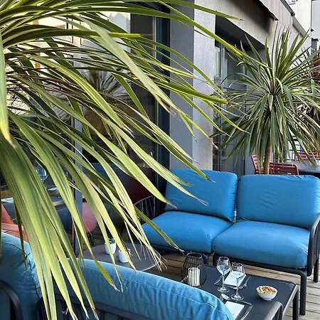 Ibis Lyon Sud Уллен