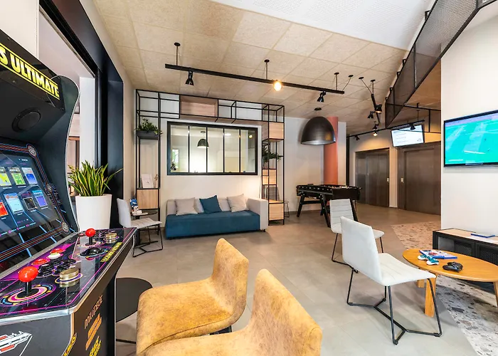 Отель Ibis Lyon Sud 3*
