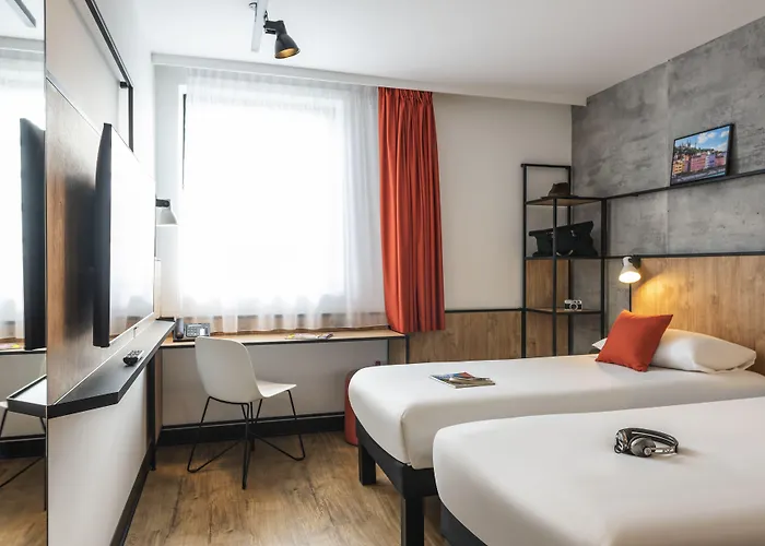 Отель Ibis Lyon Sud
