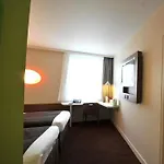 Ibis Lyon Sud Ξενοδοχείο