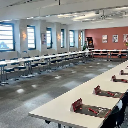 Ibis Lyon Sud 3*