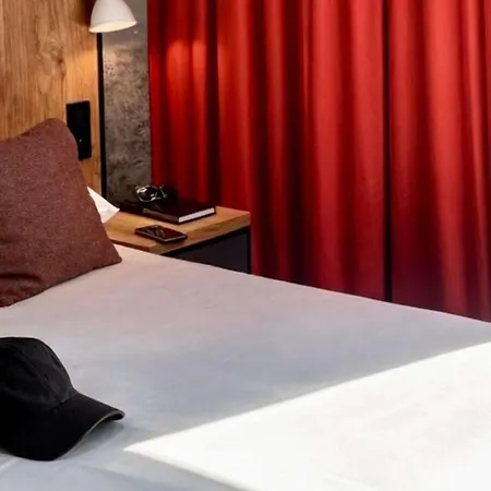 호텔 Ibis Lyon Sud 3*
