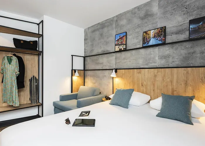 Ibis Lyon Sud אולה